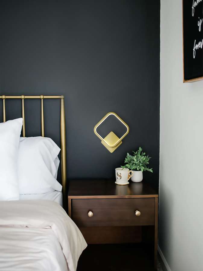LEG-W9028S_GD_room_20W